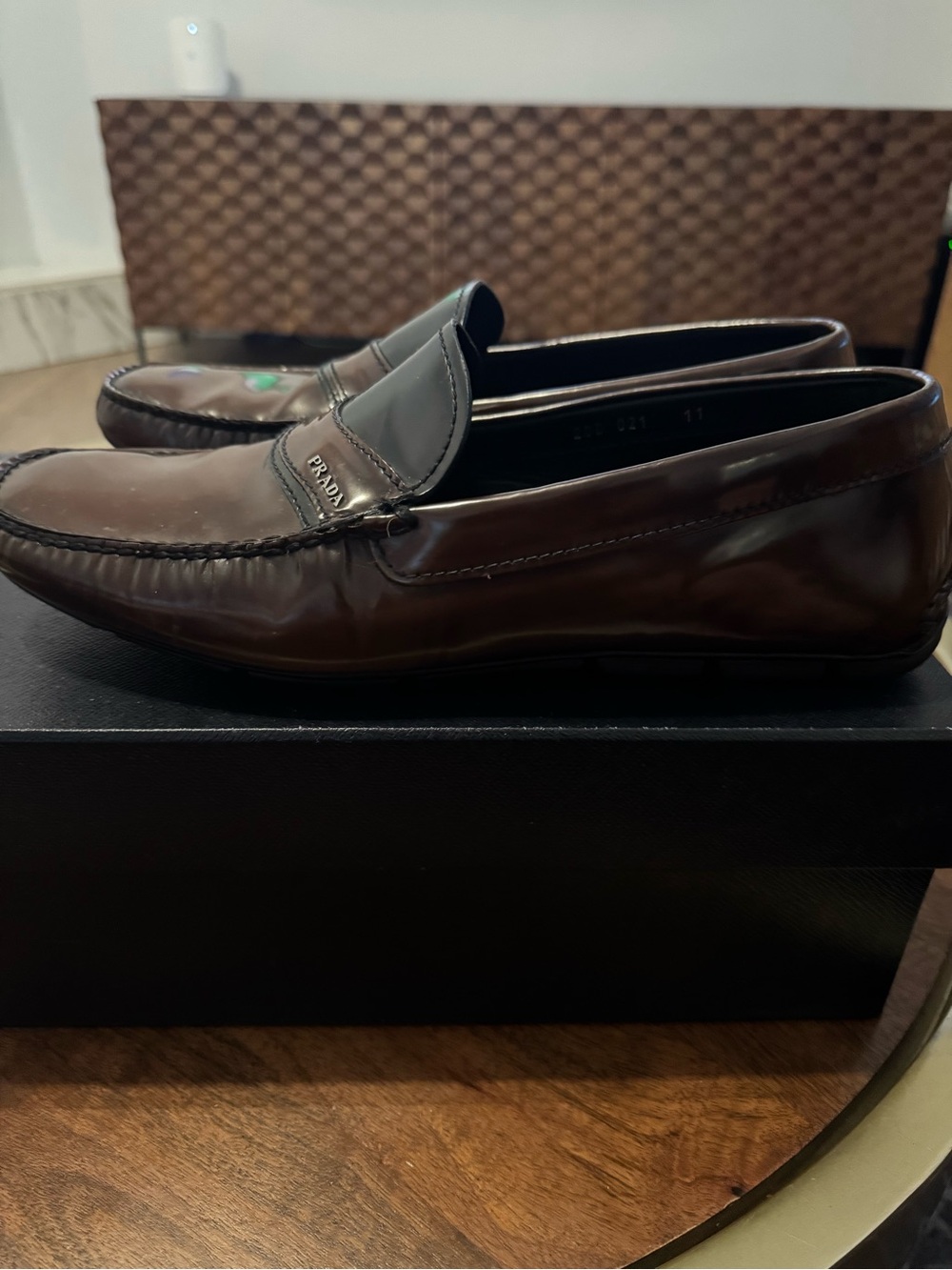 Men’s Prada two tone drivers. - Picture 4 of 5